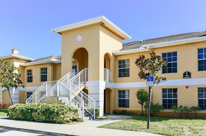 Live Oak Villas II